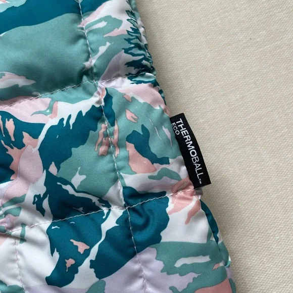 The North Face Kids Pink and Teal Patterned Snowsuit - Picture 7 of 13